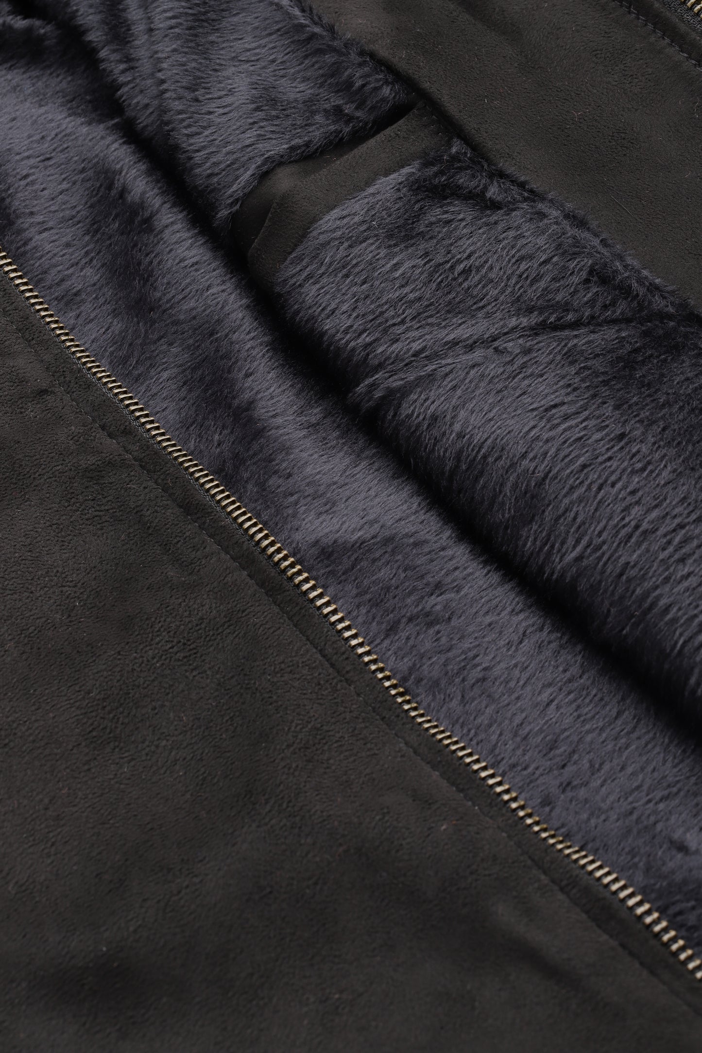 Leather Retail Men’s Casual Suede Leather Regular Jacket ( LRSUDM45BL )